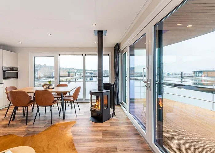 船屋 Hausboot Atlantis *