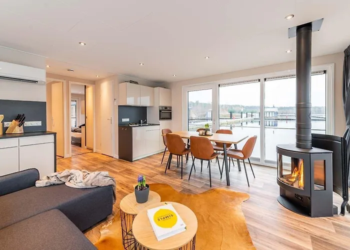 船屋 Hausboot Atlantis *